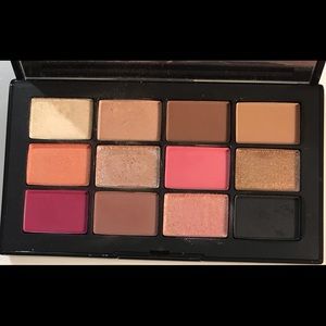 NARS Hyped Palette Neutrals with bright Eyeshadow pops